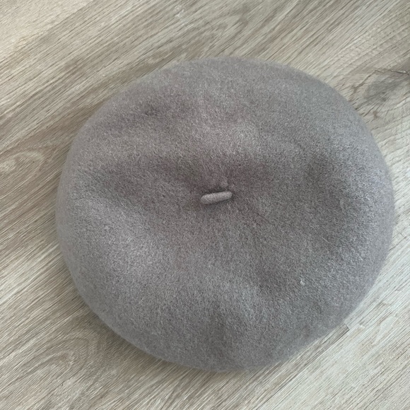 Kooringal Wool Beret - Picture 3 of 3